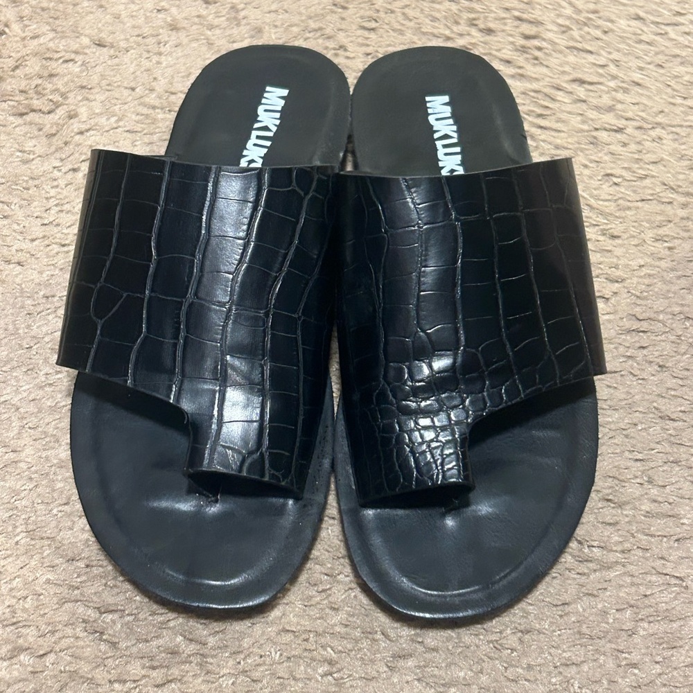 Muk Luks Black Croc Pattern Slides